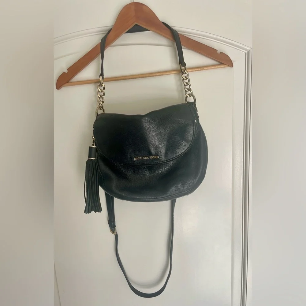 Michael Kors Black Crossbody Bag with Tassel Bedford